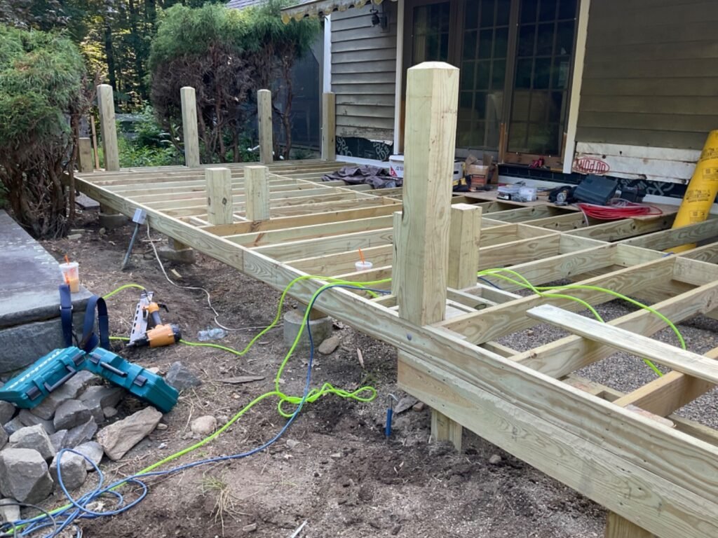 deck construction company